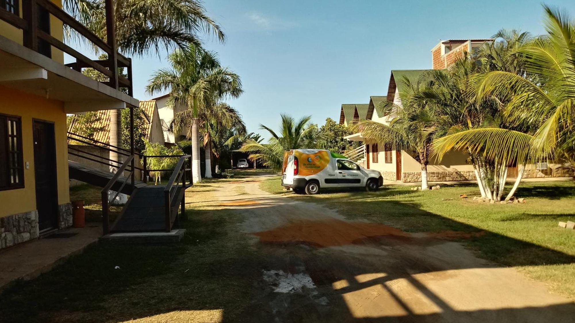 Hotel Pousada Dos Chales กัมโปส โดส กอยตากาเซส ภายนอก รูปภาพ